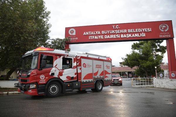 Antalya, depremzedeler için seferber oldu
