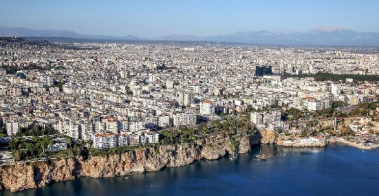 Konutta yabancıların tercihi İstanbul ve Antalya oldu