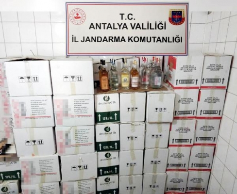 Manavgat'ta 1108 litre kaçak içki