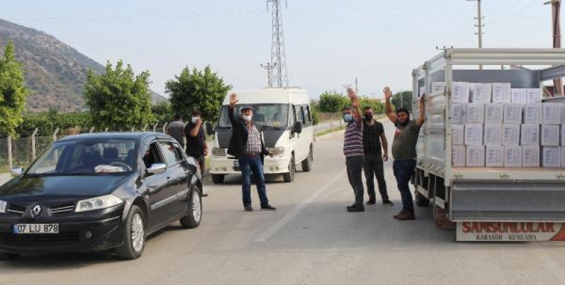 Büyükşehir'den karantinadaki Finike Yuvalı'ya gıda desteği