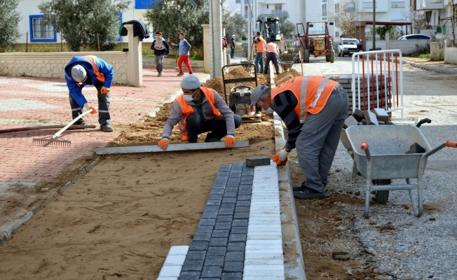 Manavgat Belediyesi'nden Mimar Sinan ve Sarılar’da kaldırım çalışması