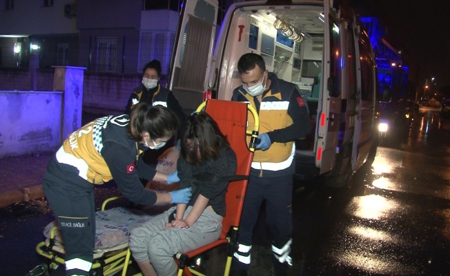 Genç kız evde yüzü kanlar içerisinde bulundu 