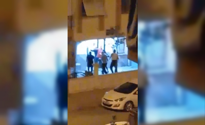 Antalya’da çatallı mahalle kavgası kamerada