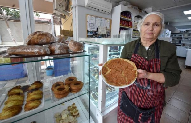 Çölyak hastası pastane sahibi, glutensiz lahmacun yaptı