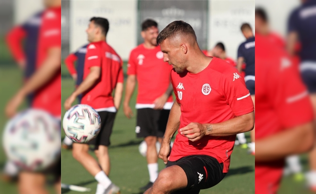 FT Antalyaspor ligde kalmayı garantiledi