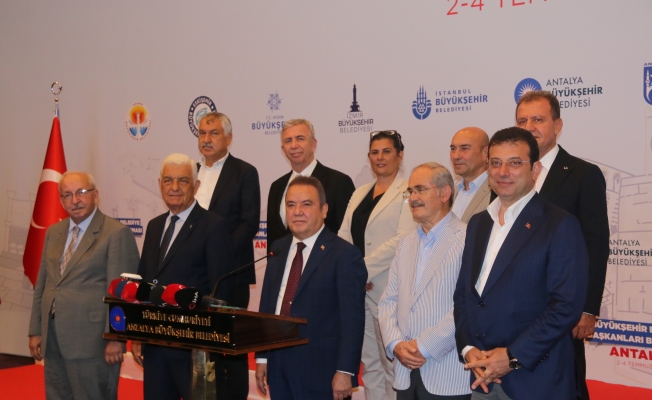 CHP’li 10 Büyükşehir Belediye Başkanı’ndan ortak açıklama