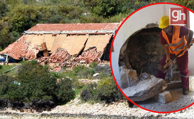 Kekova'daki kaçak villa yıkıldı