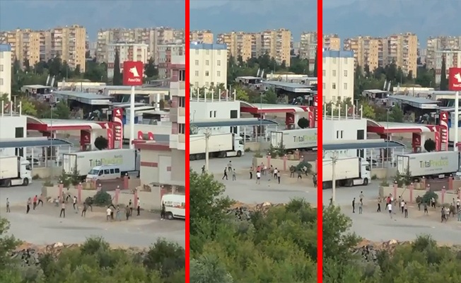 Antalya'da yabancı uyruklu şahısların sopalı kavgası kamerada