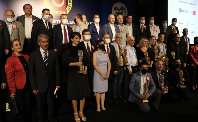 Antalya Gazeteciler Cemiyeti 2019-2020 Basın Ödülleri sahiplerini buldu