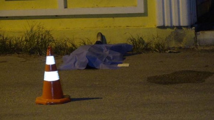 Sokak ortasında fenalaşıp, öldü