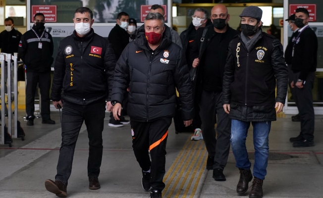 Galatasaray, Antalya’ya geldi