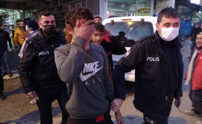 Su borularını çalan iki çocuğu 30 kilometre kovalayıp yakaladı! Su borularını çalan iki çocuğu 30 kilometre kovalayıp yakaladı!