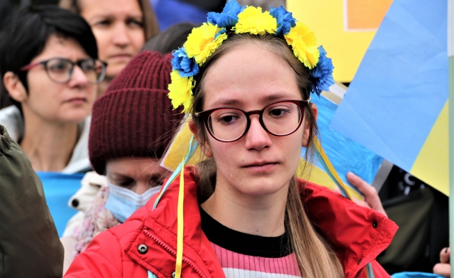Ukraynalı vatandaşlardan gözyaşları arasında tepki