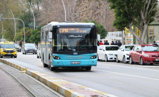Antalya’da toplu taşımaya zam Antalya’da toplu taşımaya zam