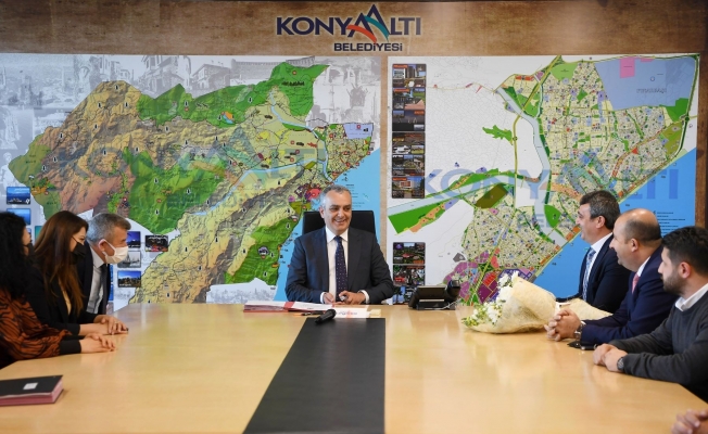 Konyaaltı’nda işçilere rekor zam Konyaaltı’nda işçilere rekor zam