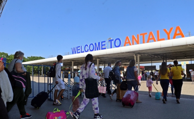Antalya Havalimanından rekor