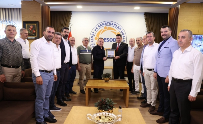 Başkan Böcek: “Her zaman esnafımızın yanındayız” Başkan Böcek: “Her zaman esnafımızın yanındayız”