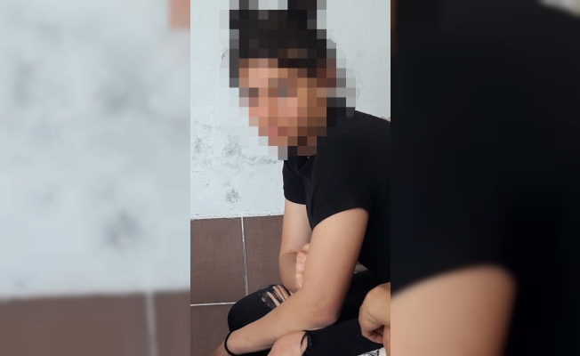 Kayıp olarak aranan 17 yaşındaki kızı annesi buldu Kayıp olarak aranan 17 yaşındaki kızı annesi buldu