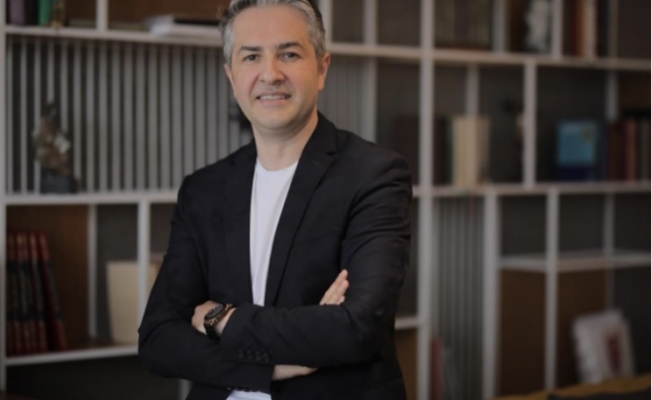 Plastik Cerrahi Uzmanı Oğuzhan Aydoğdu: ''Göz altı morluklarına veda edin'' Plastik Cerrahi Uzmanı Oğuzhan Aydoğdu: ''Göz altı morluklarına veda edin''