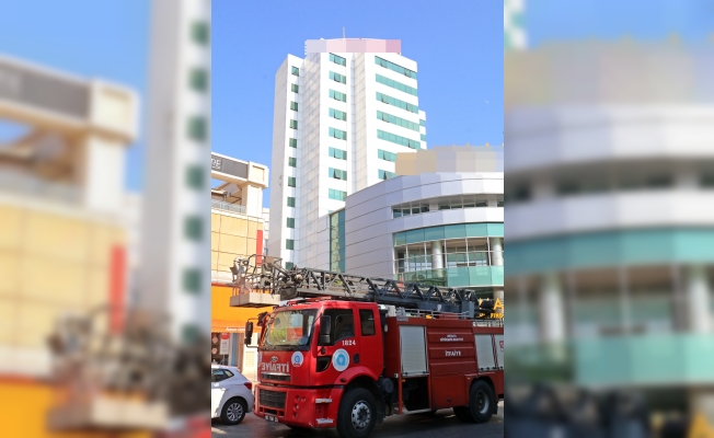 Antalya’da özel hastanedeki yangın korkuttu