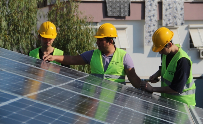 Okullar enerjisini güneşten karşılayacak