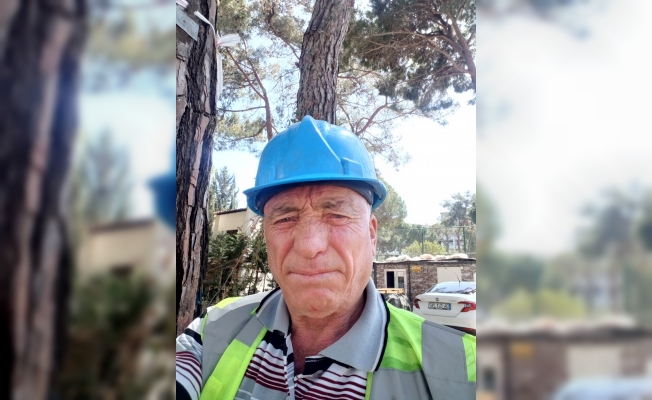 Öldürüp gömdüğü şahsın cep telefonunu eşine hediye etti Öldürüp gömdüğü şahsın cep telefonunu eşine hediye etti