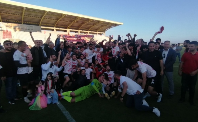 Olaylı maçta Antalya Süper Amatör Lig şampiyonu Döşemealtı Belediyespor oldu Olaylı maçta Antalya Süper Amatör Lig şampiyonu Döşemealtı Belediyespor oldu