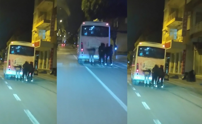 Patenli gençlerin tehlikeli yolculuğu Patenli gençlerin tehlikeli yolculuğu