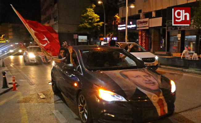 Antalya’da ‘Erdoğan’ coşkusu Antalya’da ‘Erdoğan’ coşkusu