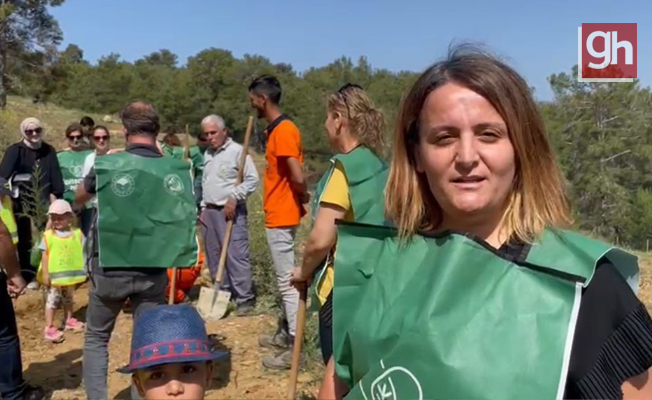 Antalya’da “İzmarit Değil Tohum At” sloganıyla tohum, fide ve fidan dikimi gerçekleştirildi