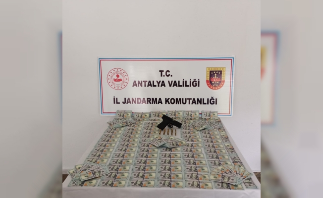 Antalya’da 85 bin sahte dolar ele geçirildi