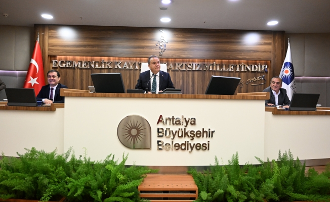 Başkan Böcek: “Belediyeler konaklama vergisinden pay almalı” Başkan Böcek: “Belediyeler konaklama vergisinden pay almalı”