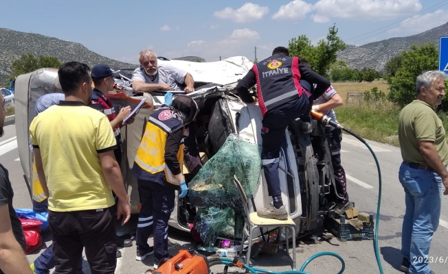Burdur'da trafik kazası Burdur'da trafik kazası