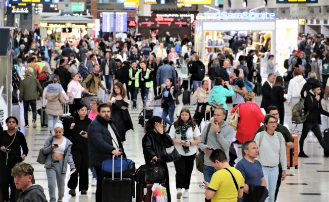 Antalya’ya gelen turist sayısı 6 milyona yaklaştı Antalya’ya gelen turist sayısı 6 milyona yaklaştı