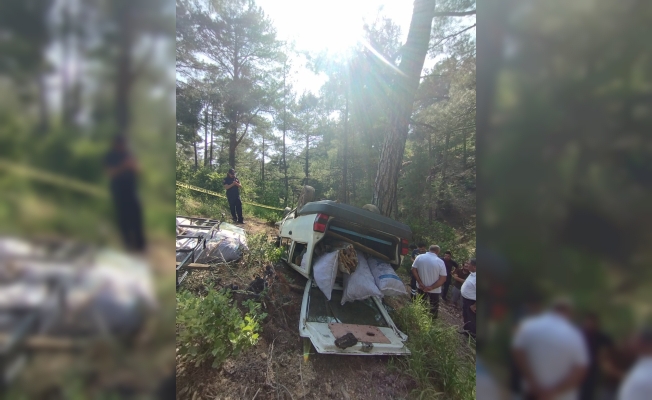 Uçuruma yuvarlanan otomobilde araç sürücüsü hayatını kaybetti