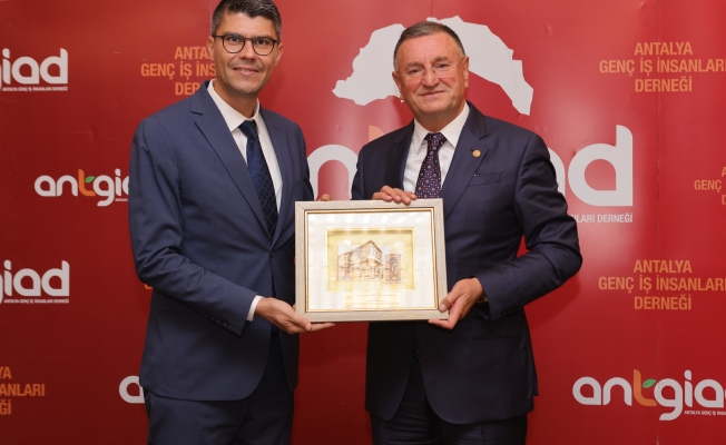 ANTGİAD’ın konuğu Başkan Savaş oldu ANTGİAD’ın konuğu Başkan Savaş oldu