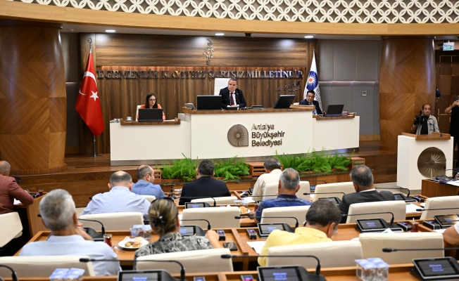 Büyükşehir'den ihtiyaç sahibi üniversite öğrencilerine aylık bin TL eğitim yardımı