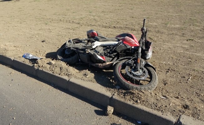 Motosiklet sürücüsünden ölümüne kırmızı ışık ihlali Motosiklet sürücüsünden ölümüne kırmızı ışık ihlali