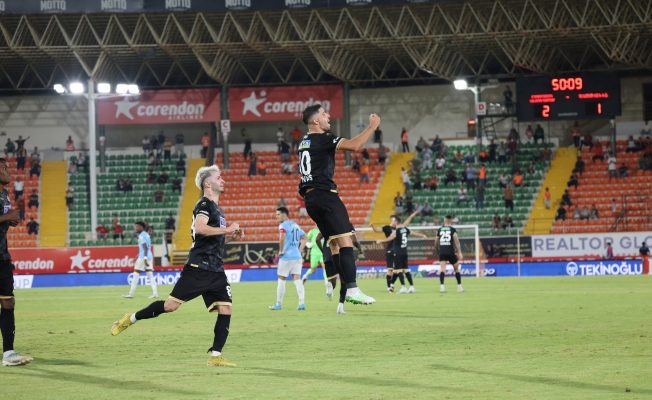 Trendyol Süper Lig: Corendon Alanyaspor: 3 - Kasımpaşa: 3