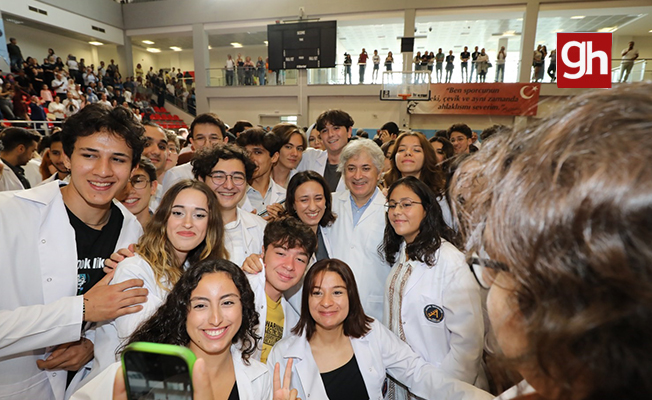  Antalya'da 314 Tıp Fakültesi öğrencisi beyaz önlük giydi