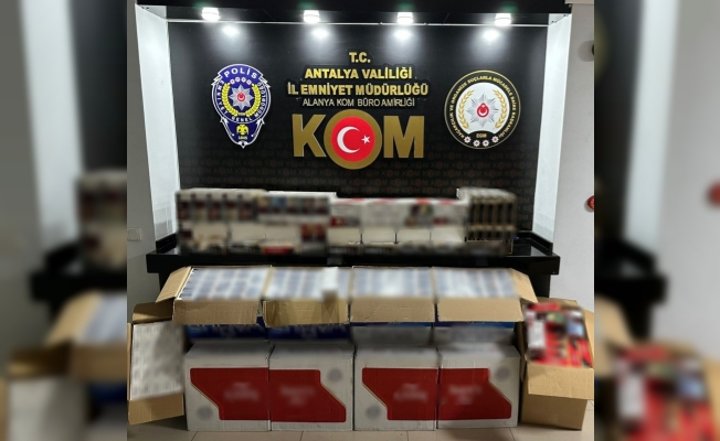 Antalya'da kaçak tütün ürünleri satan 11 şahsa işlem yapıldı