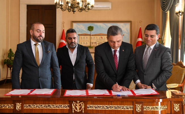 Antalya Valiliği’nden çifte protokol Antalya Valiliği’nden çifte protokol