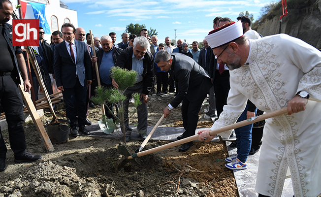 Diyanet İşleri Başkanı Aksu’da temel atma törenine katıldı