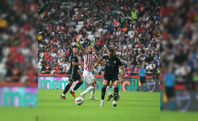 Trendyol Süper Lig: Antalyaspor: 3 - Beşiktaş: 2