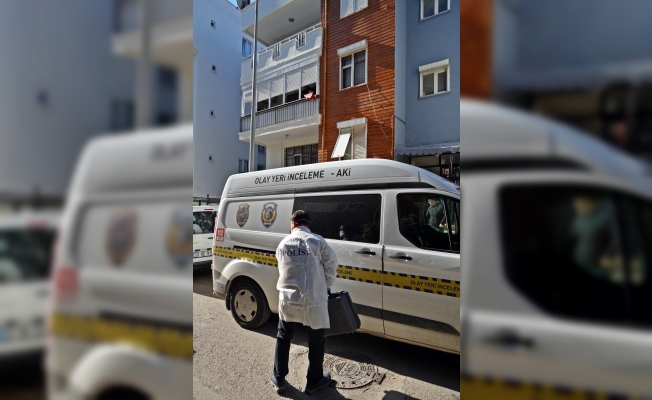 Uzman jandarma evinde ölü bulundu