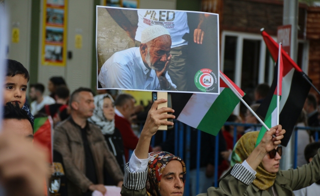 Antalya’da binlerce kişi Filistin’e destek için yürüdü