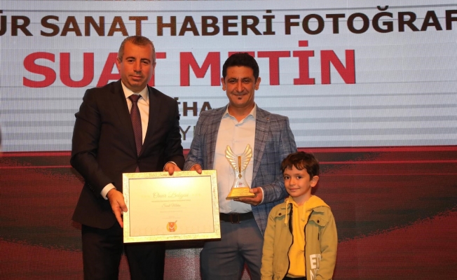 İHA muhabirleri ödüllerini törenle aldı