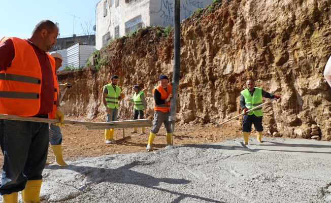 Balbey Kentsel Yenileme Projesi’nde ilk beton döküldü Balbey Kentsel Yenileme Projesi’nde ilk beton döküldü