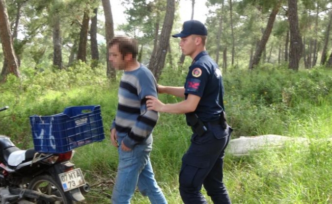 Annesi ve kızına şiddet uygulayan şahıs tutuklandı Annesi ve kızına şiddet uygulayan şahıs tutuklandı