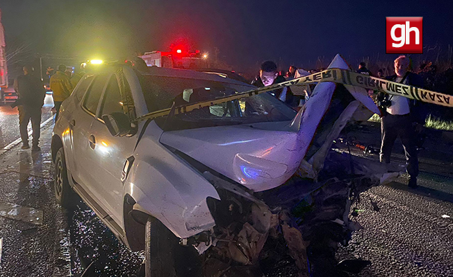  Antalya'da 3 aracın karıştığı feci kaza: 3 ölü